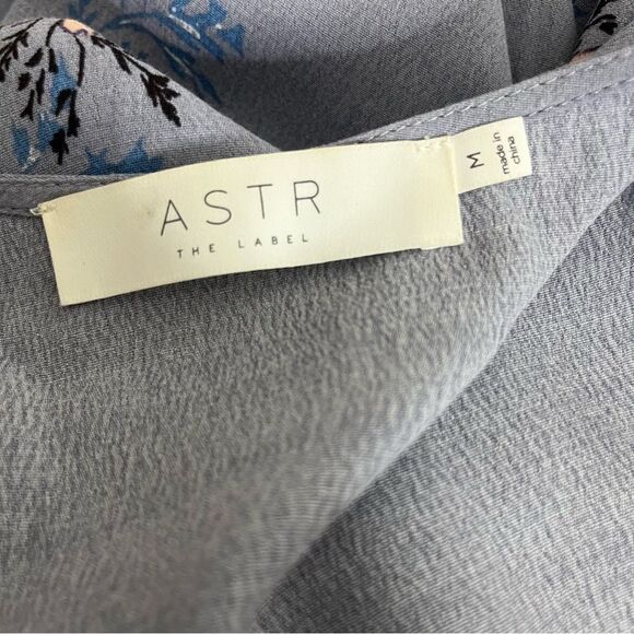 ASTR The LABEL Adeline Floral True Wrap Dress Blue Pink Womens Size Medium - Picture 8 of 10